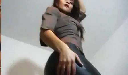 જર્મન અતીશય કામોત્તેજક છોકરી 24 વિડિઓ porn મોટી સુંદર મહિલા ટેટૂ મોટો લોડો કિશોર કે કિશોરી વ્યક્તિ શીલભંગ માટે લલચાવવું માટે વાહિયાત