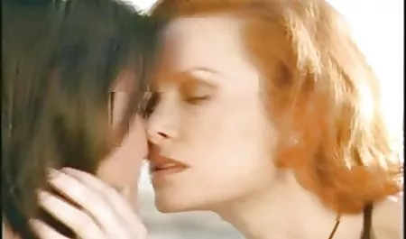 કિશોરી - પોર્ન સાથે ભારતીય અનુવાદ એક નાના પેકેજ સાથે સંભાળે મોટા પેકેજ