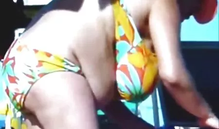 - સુંદર છોકરી સુંદર પોર્ન 720 Malina સાથે રમતા બે કોક્સ વિન્ટેજ