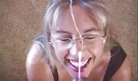 Masturbates મફત પોર્ન વીડિયો ઓનલાઇન અને cums