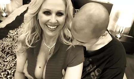 કામુક અતીશય કામોત્તેજક છોકરી જેસિકા પૂરતી ન મળી શકે કલાપ્રેમી પોર્ન વીડિયો આંતર વંશીય