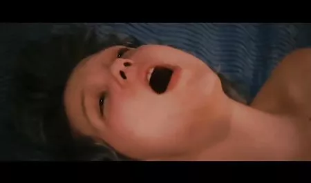 Sweaty હોટ કાર્મેન પોર્ન સેક્સ ભારતીય વેલેન્ટાઇના Fucked તેના બોક્સ એન્જિન સાથે!