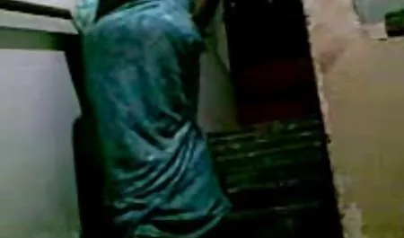 - ક્લો suck અને વાહિયાત મોટા ટોટી, જુઓ ટૂંકા પોર્ન વીડિયો ગ્લોરી હોલ