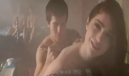 નૃત્ય બેબી પોર્ન વીડિયો પુખ્ત વયના લોકો માટે