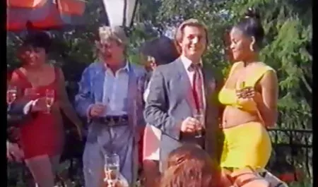 એક વૃદ્ધ સ્ત્રી છે એનો અર્થ એ konokrad porn થાય મજા ભાગ 36