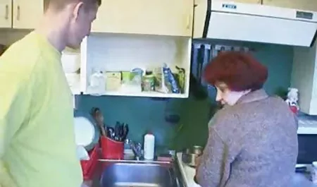 શું અમારા જુઓ વિડિઓ મફત પોર્ન અધિકારીઓ પર