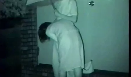 મોટા બોબલા વાળી મહિલા જુઓ porono યુરો હસ્તમૈથુનનો અને છોકરી નું મુઠ મારવુ