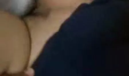 ટીન છોકરી ના ભારતીય નવા porn મોઢા માં નાખી