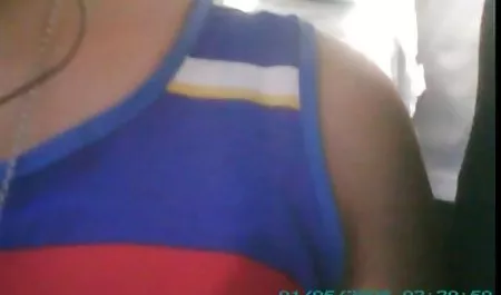 પ્રતિબંધિત ભારતીય હોમમેઇડ પોર્ન વિડિયો પેટા સુંદરતા પર પ્રભુત્વ ધરાવે છે