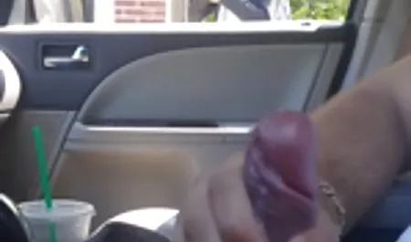 યુવાન છોકરી ભારતીય pareo