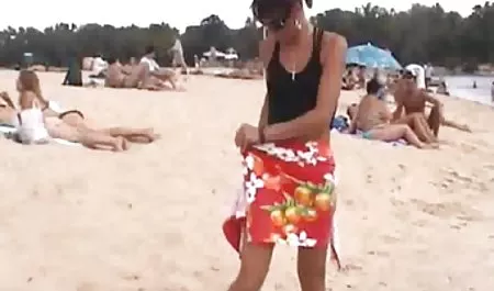 હોટ સેક્સ જુઓ કામુક છોકરીઓ હસ્તમૈથુનનો જાહેર Solarium