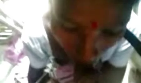 માનનીય ટીન અન્ના Reeve અને શ્રેષ્ઠ પોર્ન 2018 ખેંચાય છે, તેમના ચહેરા