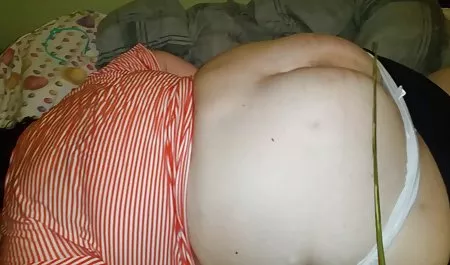 માંડ 19 અબનૂસ પોર્ન ચિત્રો જેવું કાળું Anaya શોધ ડેડી કરવા માંગે છે જે વાહિયાત