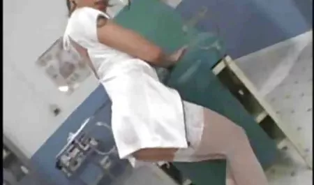 આંતર જુઓ પોર્ન જહાજની નાની હોડી વંશીય ગાંડ સમૂહ ચોદન દાદી